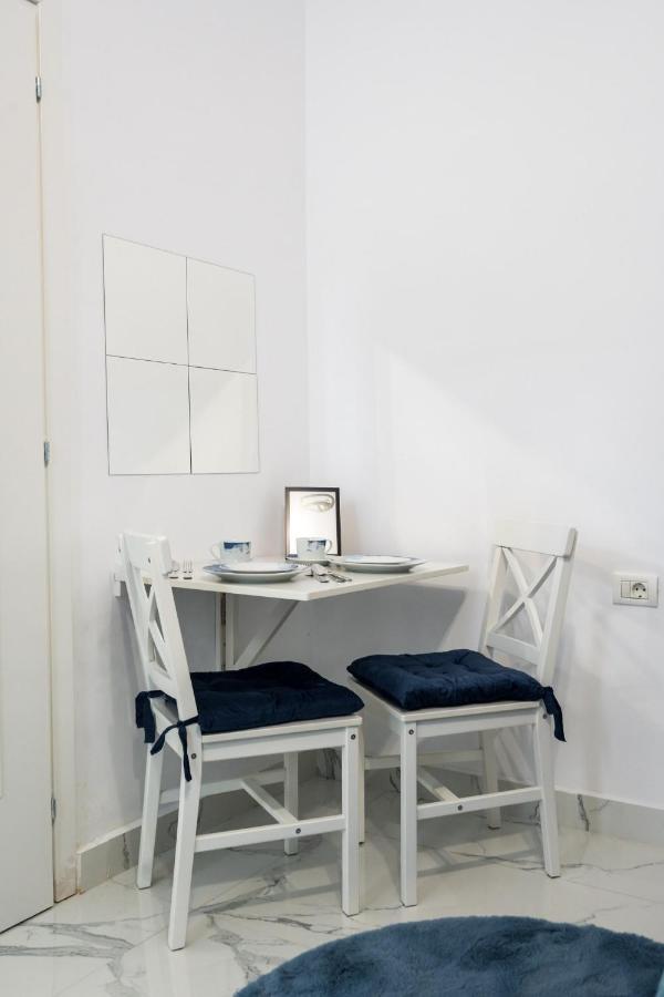 Blue-Line-Apartment-Unirii Bükreş Dış mekan fotoğraf