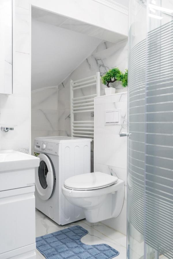 Blue-Line-Apartment-Unirii Bükreş Dış mekan fotoğraf
