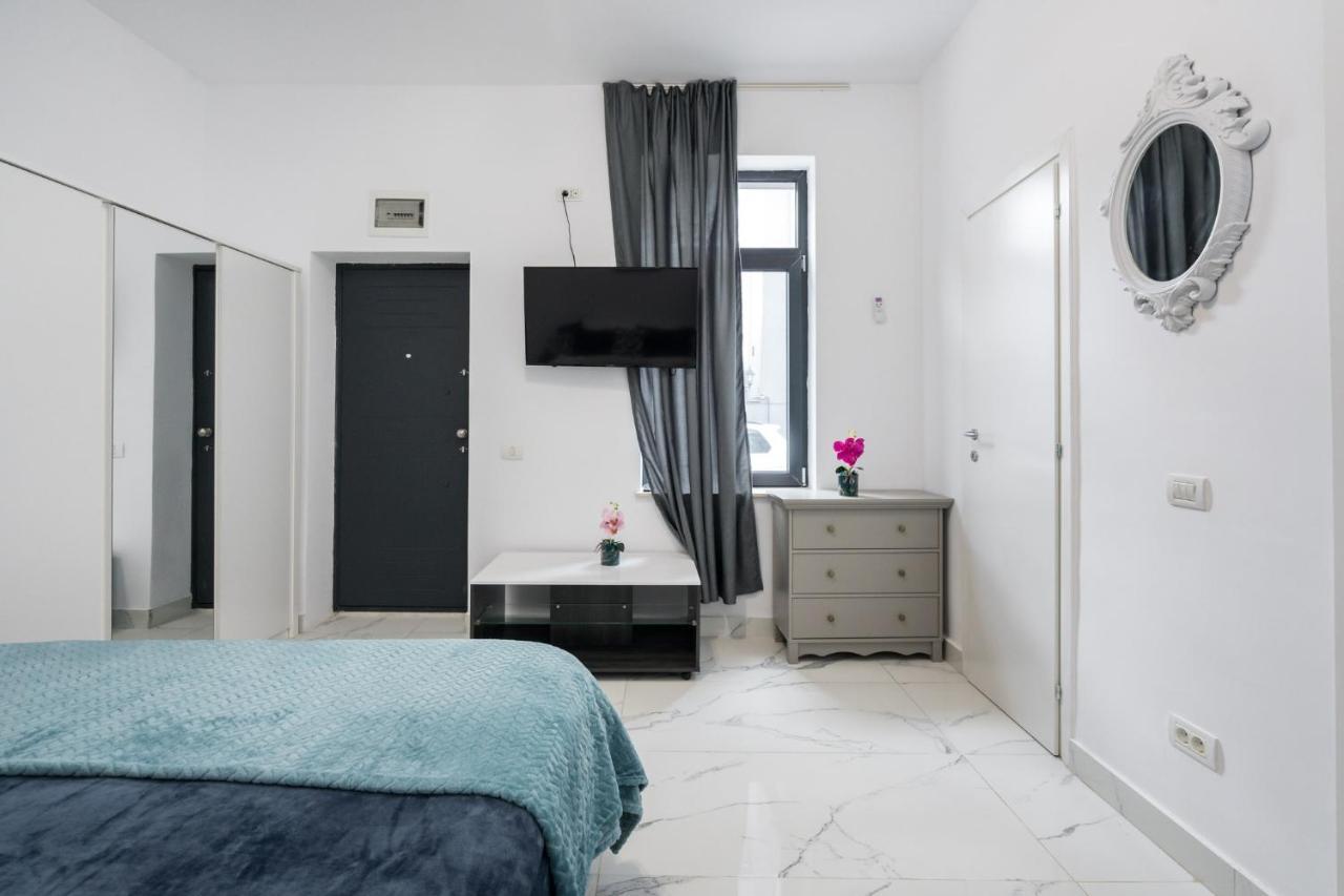 Blue-Line-Apartment-Unirii Bükreş Dış mekan fotoğraf